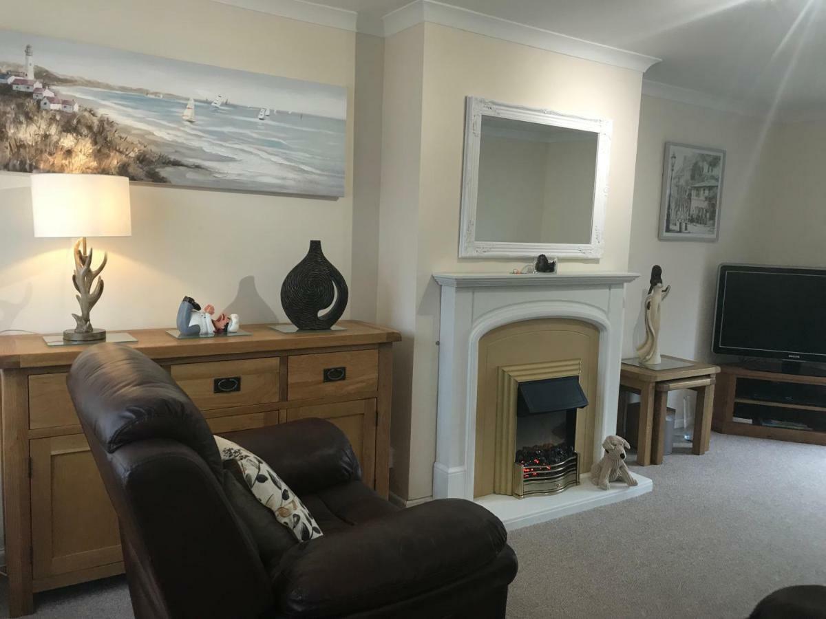 Towy Valley Retreat Carmarthen Extérieur photo