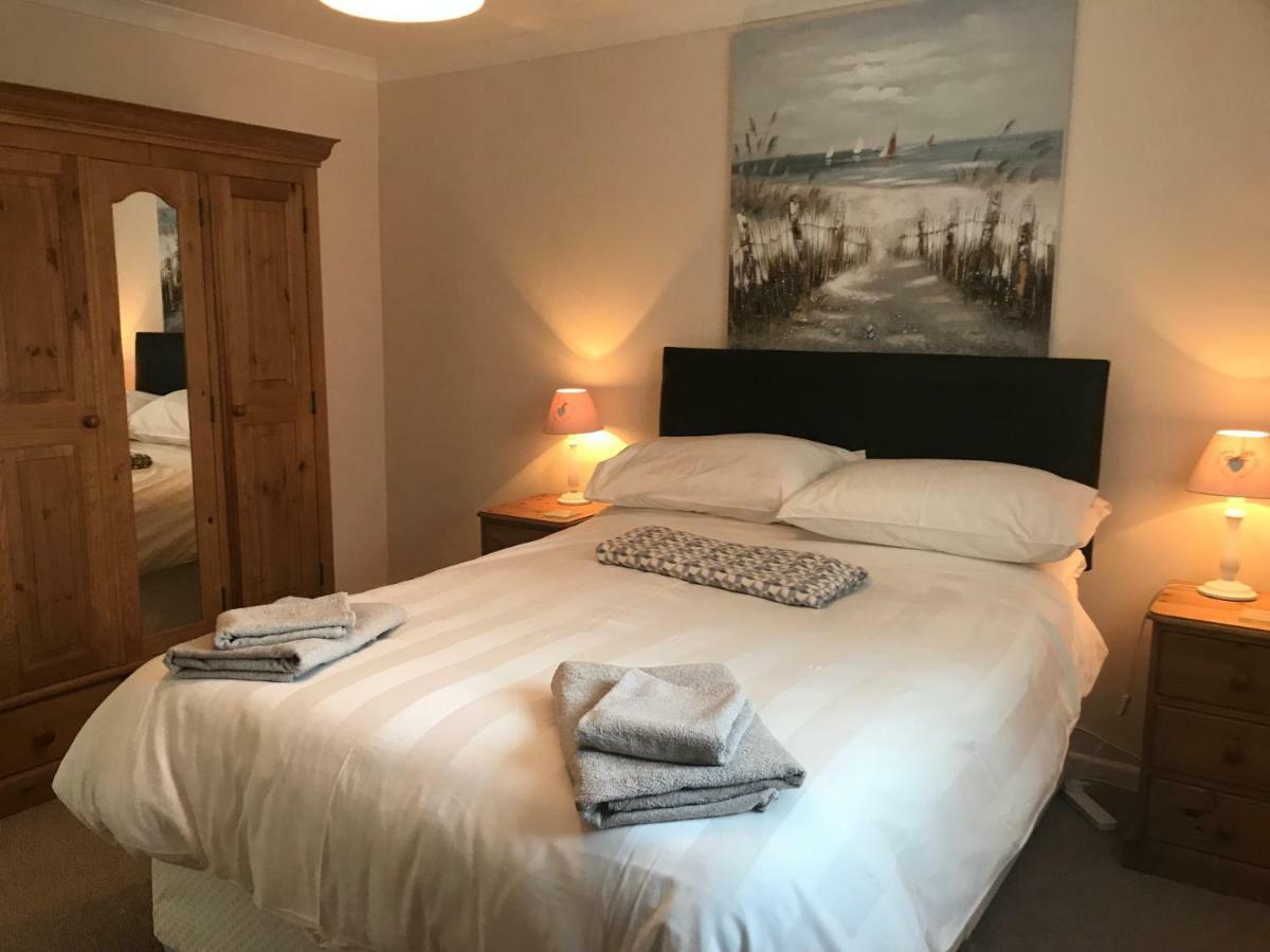 Towy Valley Retreat Carmarthen Extérieur photo